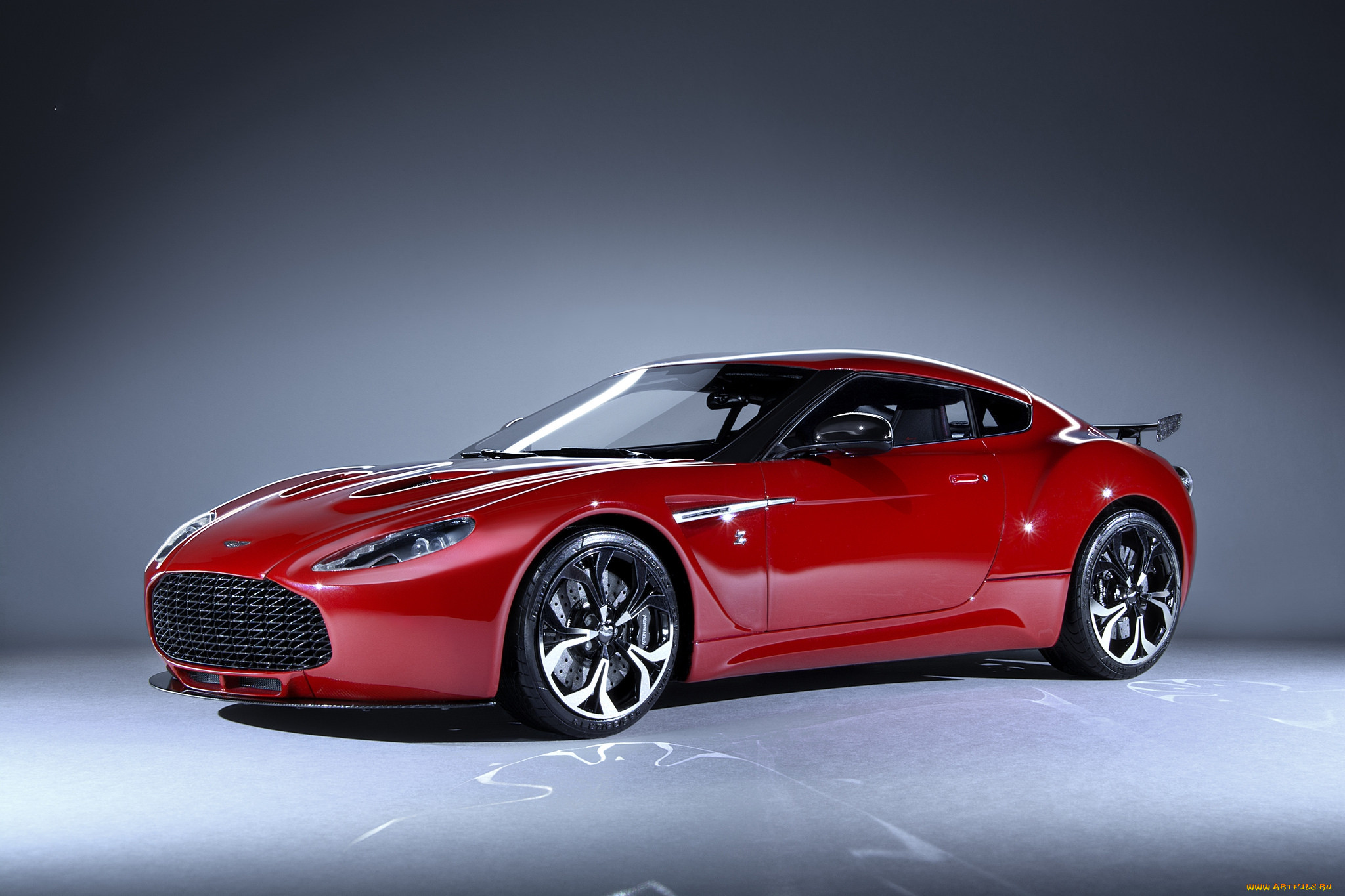 Aston Martin v12 Zagato